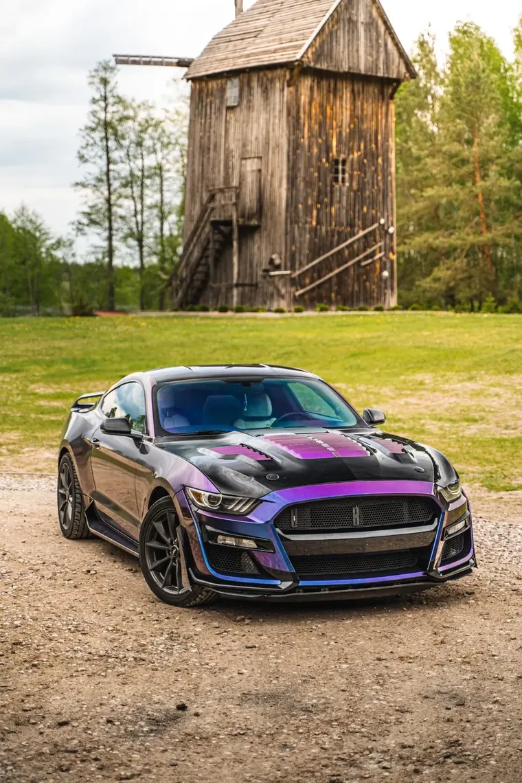 Ford Mustang GT — ujęcie główne